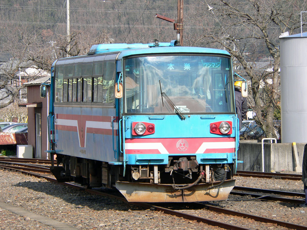 樽見鉄道ハイモ180形 [AGUI NET]