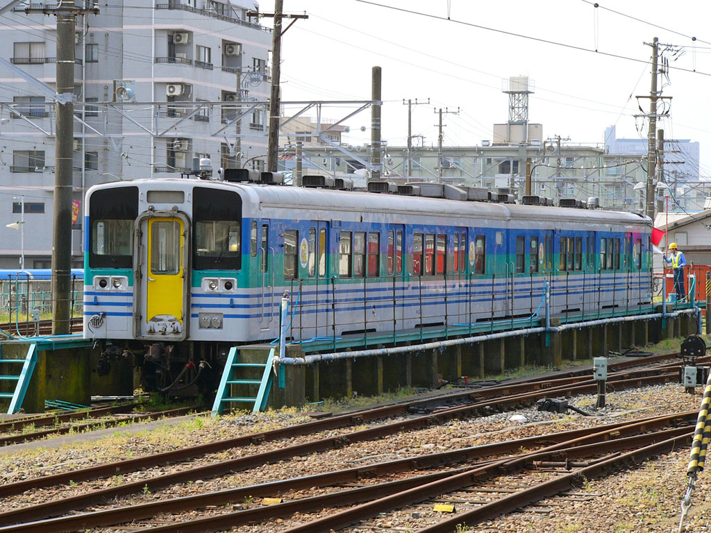 総製造両数一桁 激レア気動車「キハ37・38」は今岡山にいる！？ | 鉄道ホビダス
